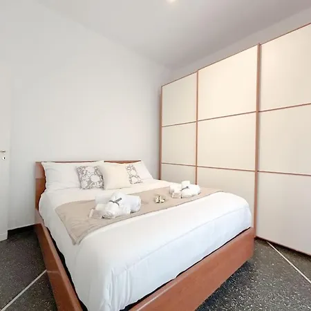 In Nervi Porticciolo - Stazione10' - Wifi アパート *